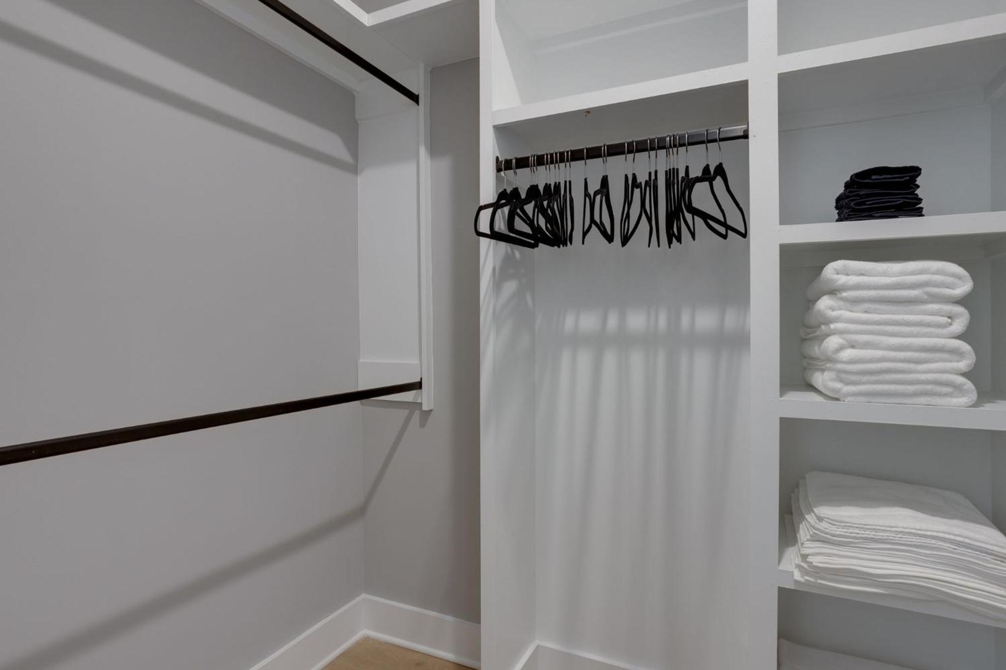 Modern Townhome, 10Min To Downtown! 8Min To Grand Ole Opry! Sleeps 8! Нашвілл Екстер'єр фото