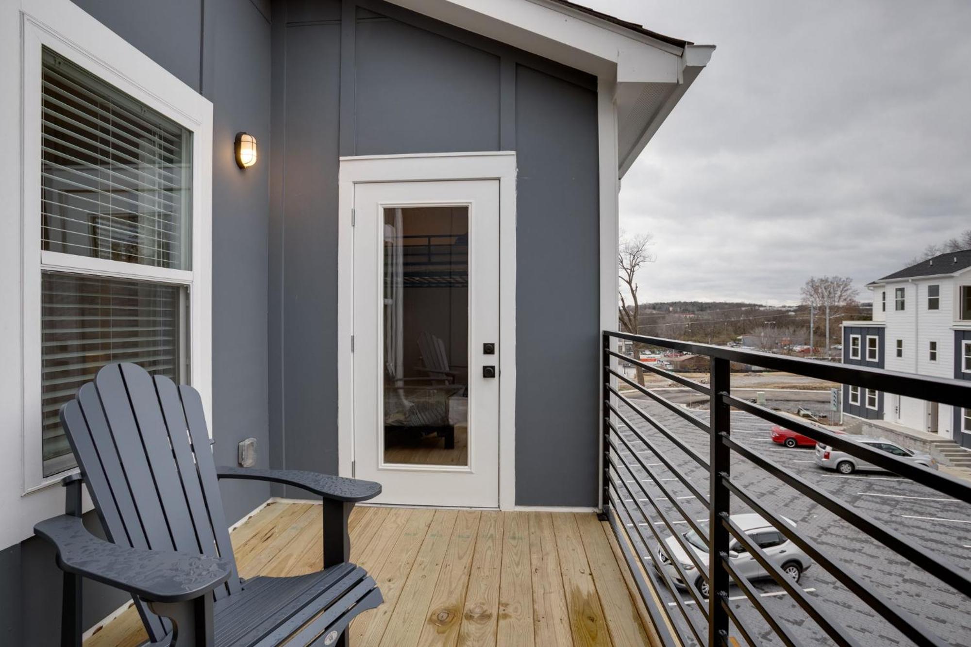 Modern Townhome, 10Min To Downtown! 8Min To Grand Ole Opry! Sleeps 8! Нашвілл Екстер'єр фото